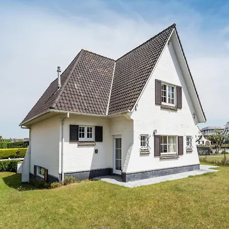 In St-idesbald Near The Sea, Cleaning Included Villa Koksijde
